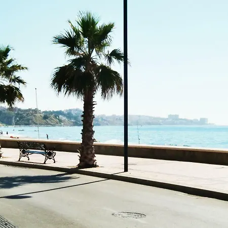 Playa Central: Piscina, Netflix Y Comodidades Playeras *