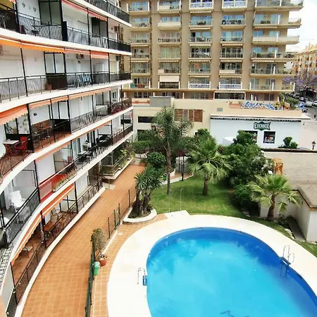 Playa Central: Piscina, Netflix Y Comodidades Playeras *