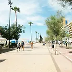 Playa Central: Piscina, Netflix Y Comodidades Playeras Apartment