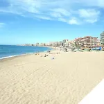 Playa Central: Piscina, Netflix Y Comodidades Playeras