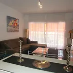 Apartment Playa Central: Piscina, Netflix Y Comodidades Playeras *