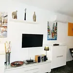 Playa Central: Piscina, Netflix Y Comodidades Playeras Apartment Fuengirola