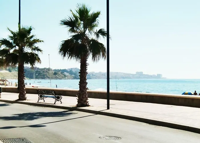 Con Piscina A 150 Metros Playa Netflix P Video Aire Acondicionado Calefaccion Toallas Y Sillas Playa Sombrilla 2 Terrazas Sobre Piscina Centro Ciudad 1 Smart Tv Por *