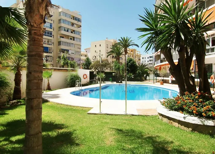 Con Piscina A 150 Metros Playa Netflix P Video Aire Acondicionado Calefaccion Toallas Y Sillas Playa Sombrilla 2 Terrazas Sobre Piscina Centro Ciudad 1 Smart Tv Por