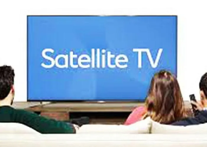 Con Piscina A 150 Metros Playa Netflix P Video Aire Acondicionado Calefaccion Toallas Y Sillas Playa Sombrilla 2 Terrazas Sobre Piscina Centro Ciudad 1 Smart Tv Por Appartement Fuengirola