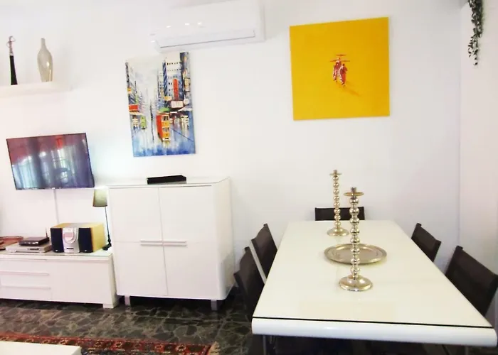 Appartement Con Piscina A 150 Metros Playa Netflix P Video Aire Acondicionado Calefaccion Toallas Y Sillas Playa Sombrilla 2 Terrazas Sobre Piscina Centro Ciudad 1 Smart Tv Por *