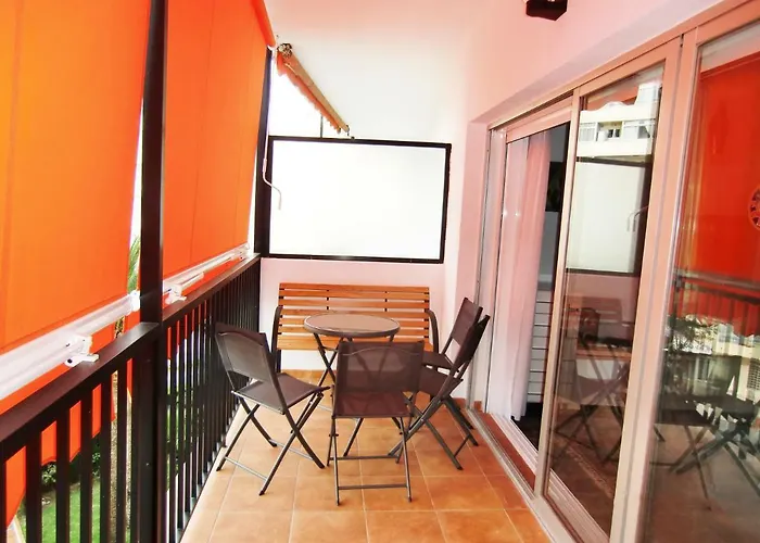 Con Piscina A 150 Metros Playa Netflix P Video Aire Acondicionado Calefaccion Toallas Y Sillas Playa Sombrilla 2 Terrazas Sobre Piscina Centro Ciudad 1 Smart Tv Por *