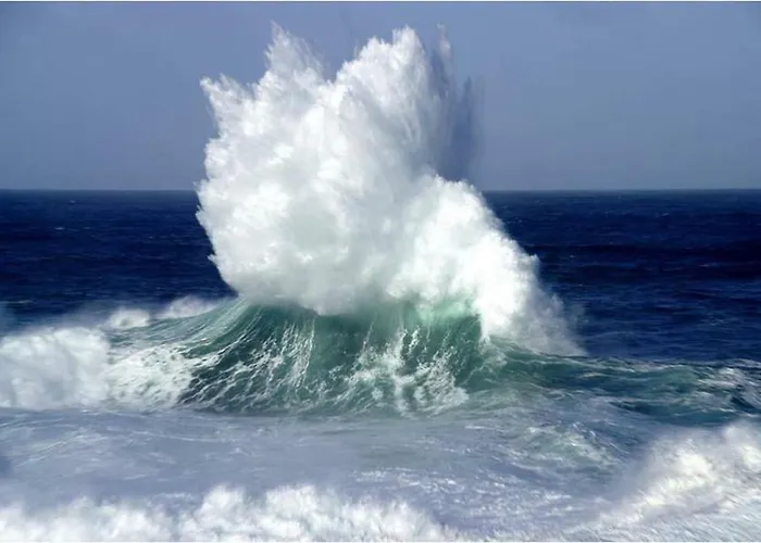 Con Piscina A 150 Metros Playa Netflix P Video Aire Acondicionado Calefaccion Toallas Y Sillas Playa Sombrilla 2 Terrazas Sobre Piscina Centro Ciudad 1 Smart Tv Por *