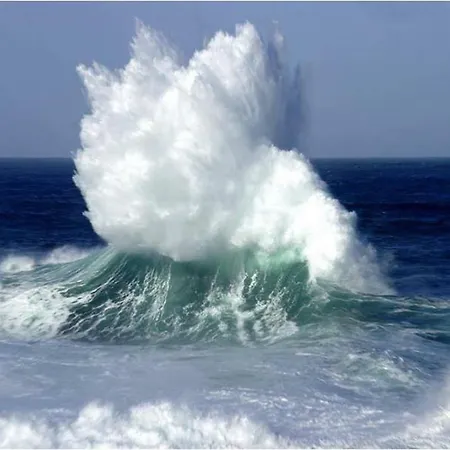 Con Piscina A 150 Metros Playa Netflix P Video Aire Acondicionado Calefaccion Toallas Y Sillas Playa Sombrilla 2 Terrazas Sobre Piscina Centro Ciudad 1 Smart Tv Por *